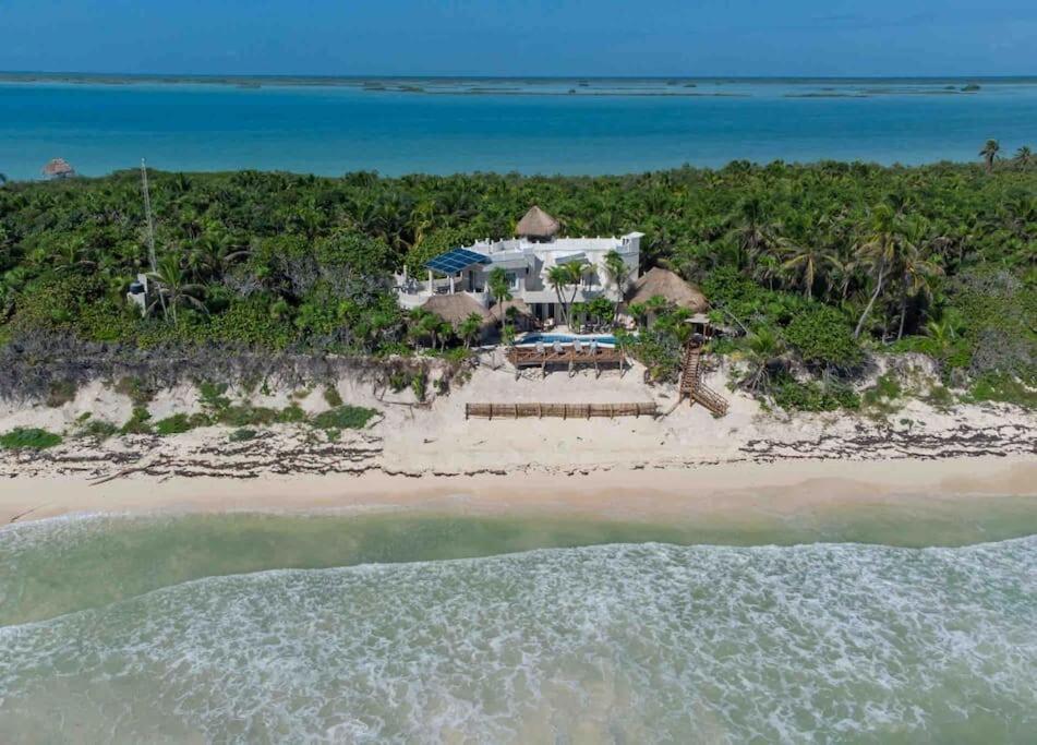 Luxury 5-Br Beachfront Home In Tulum Casa Sofia Gato Екстер'єр фото