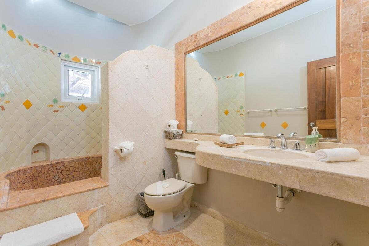 Luxury 5-Br Beachfront Home In Tulum Casa Sofia Gato Екстер'єр фото