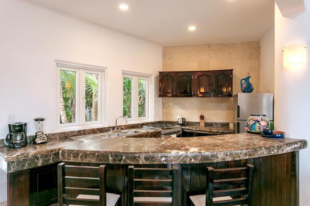 Luxury 5-Br Beachfront Home In Tulum Casa Sofia Gato Екстер'єр фото